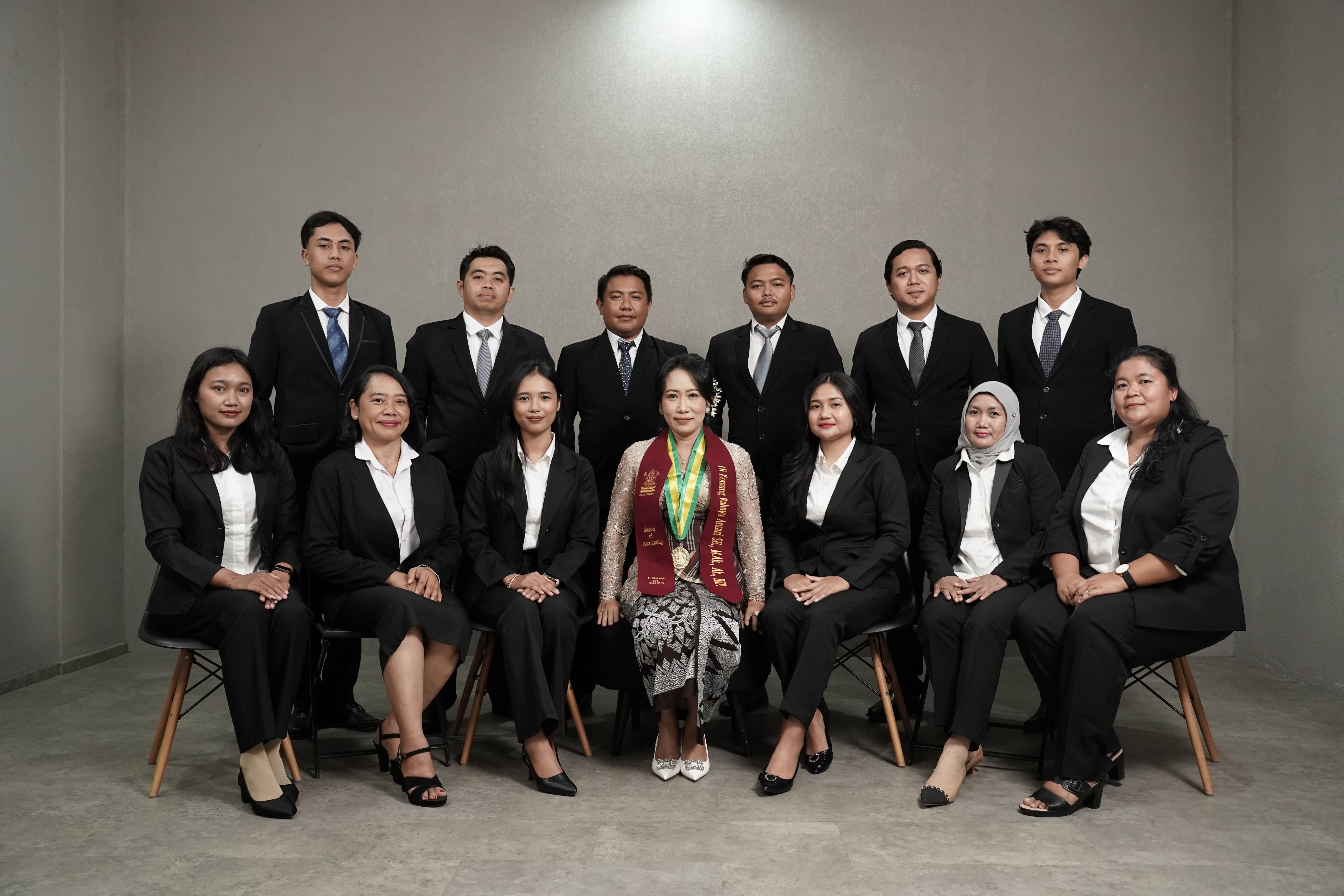PADI Consulting team photo at the office lobby